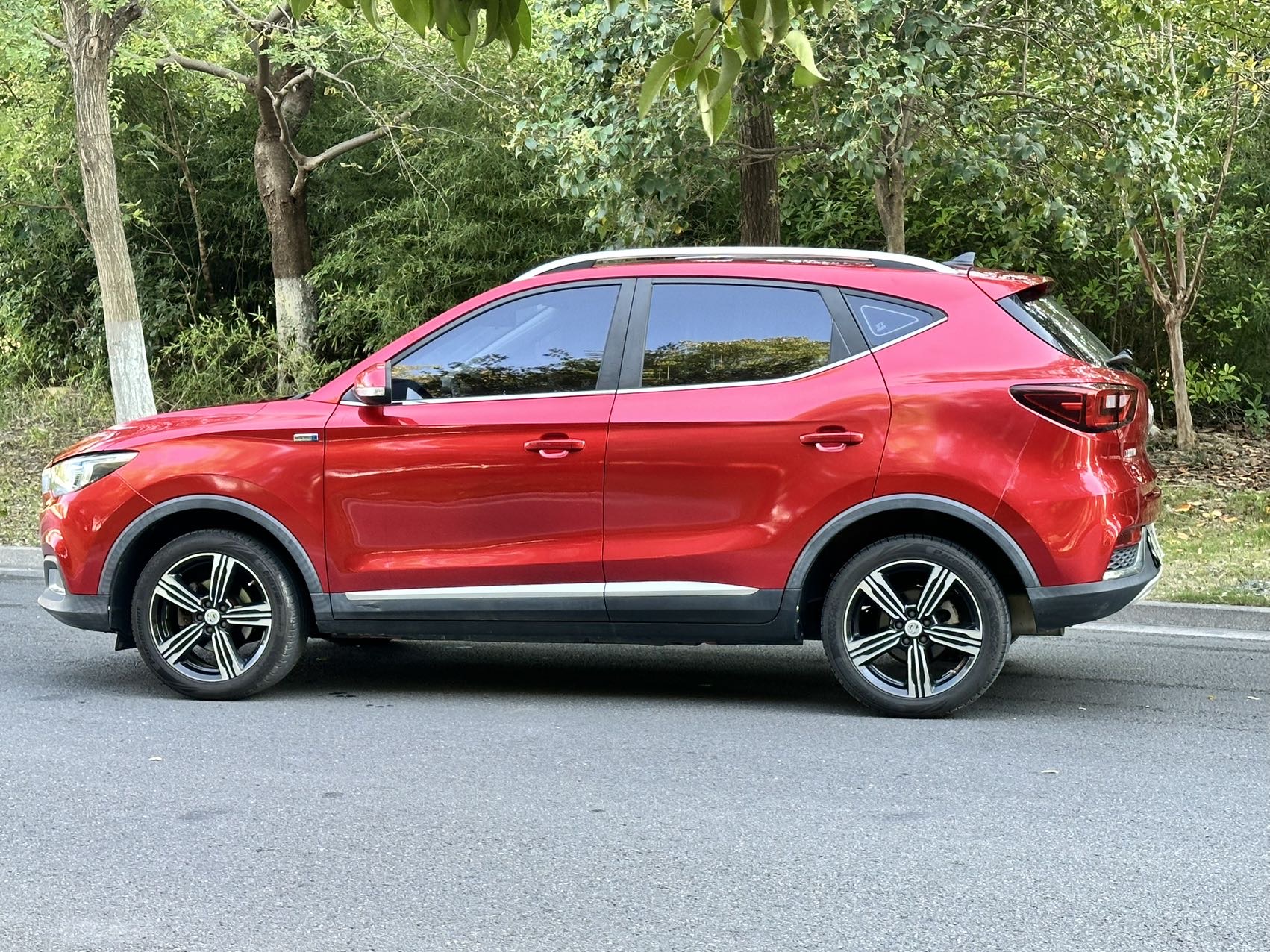 MG ZS 2017 #7 MG ZS 2017 car image #7