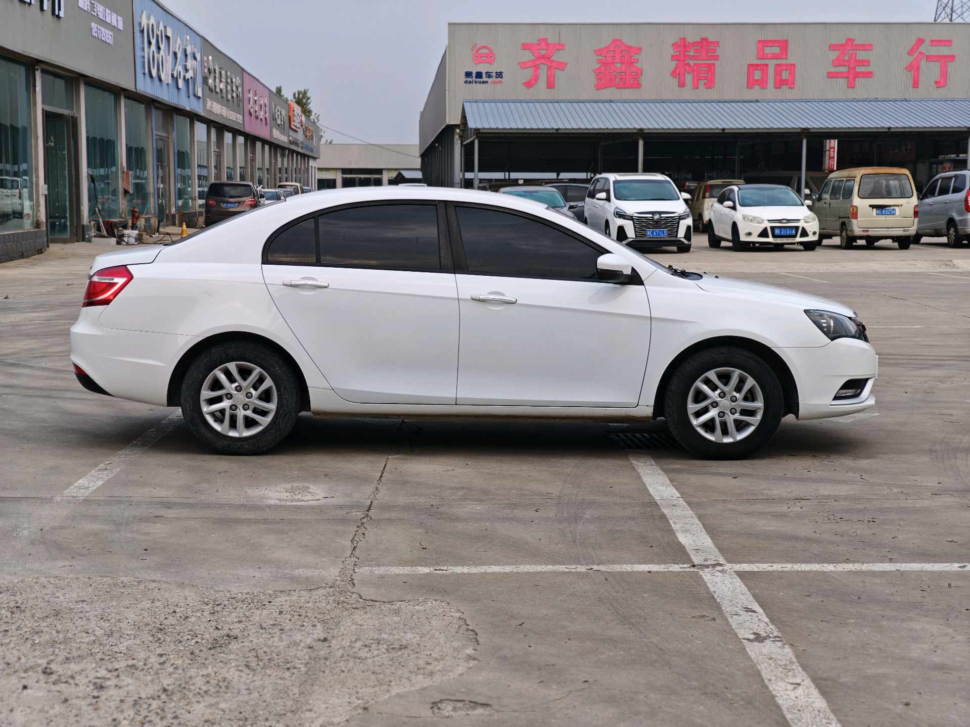 GEELY Emgrand 2016 #7 GEELY Emgrand 2016 car image #7