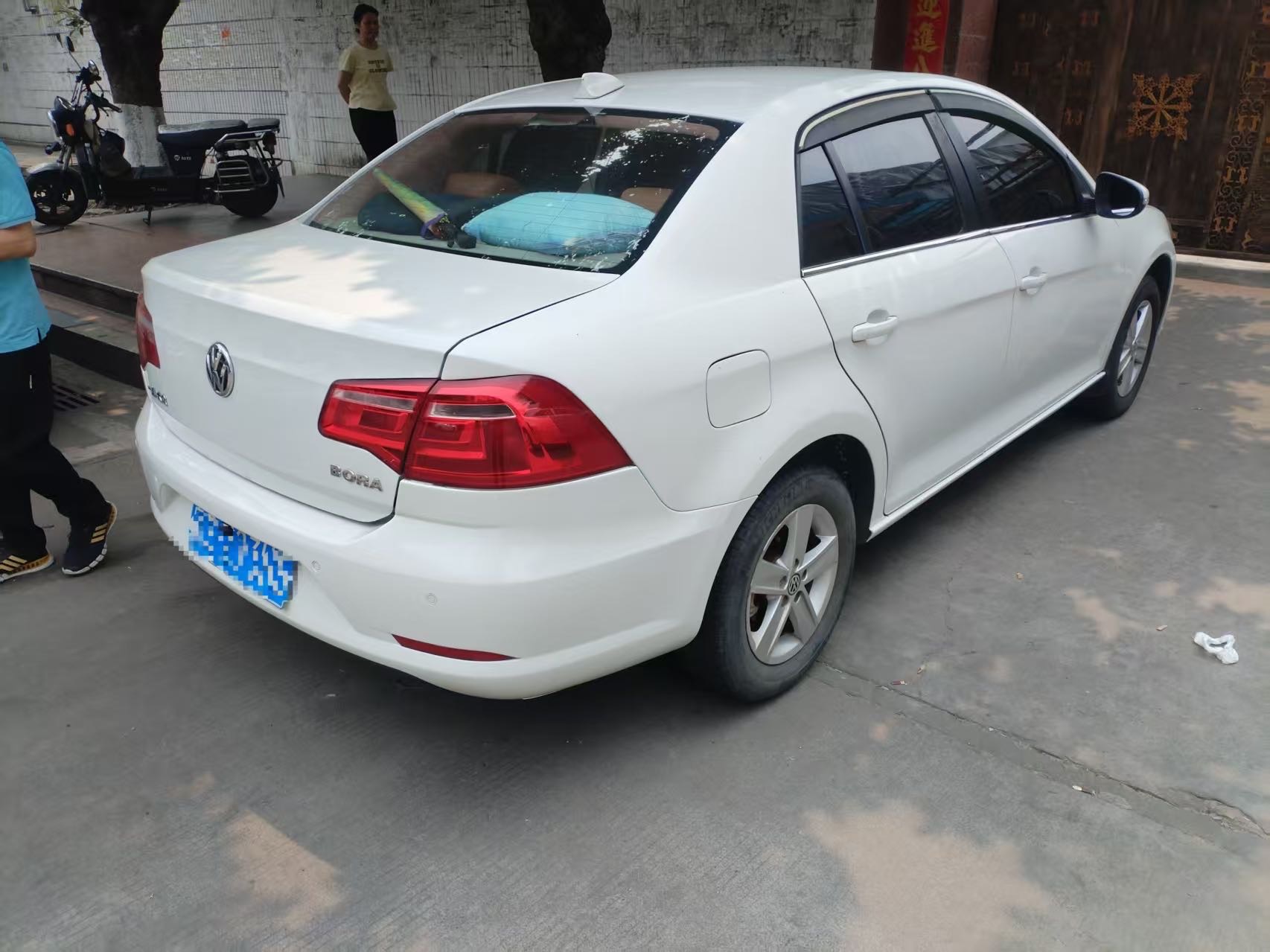 Volkswagen Bora 2014 immagine di auto #2