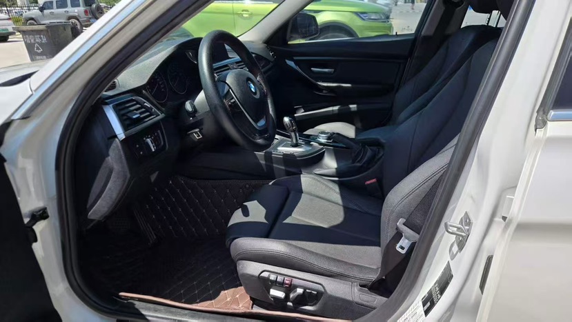 BMW 3 Series 2018 car image #4