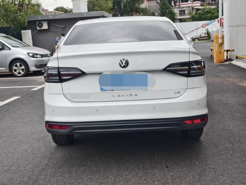 Volkswagen Lavida 2025 car image #6