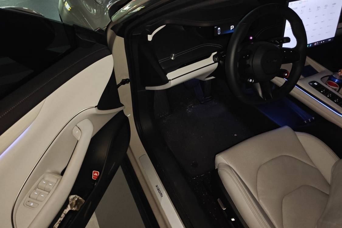 MI SU7 2024 car image #24