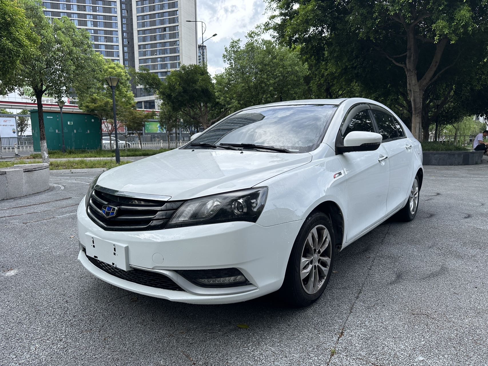 GEELY Emgrand 2015 car image 