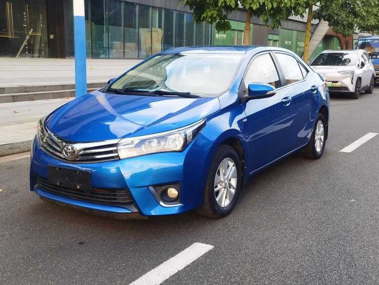 Toyota Corolla 2015 Toyota Corolla 2015 immagine di auto