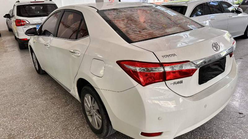 Toyota Corolla 2014 car image #9