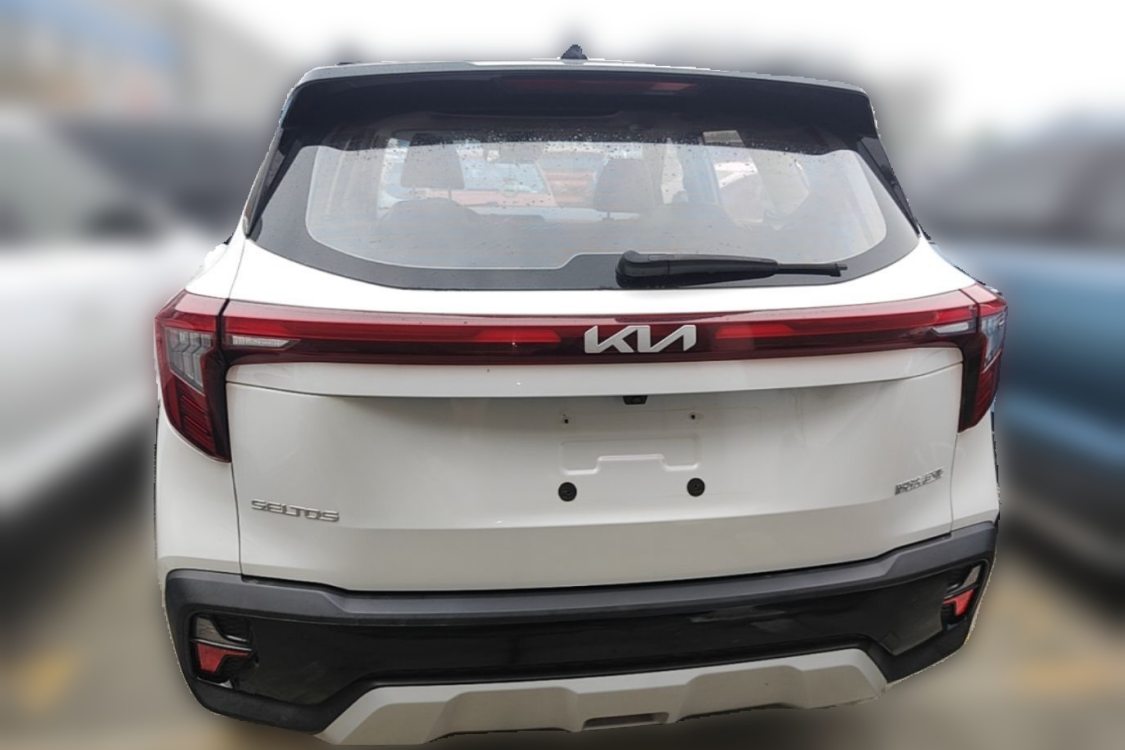 Kia Seltos 2023 car image #6