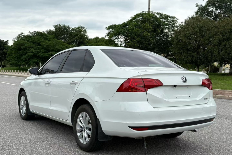 Volkswagen Bora 2019 car image #5