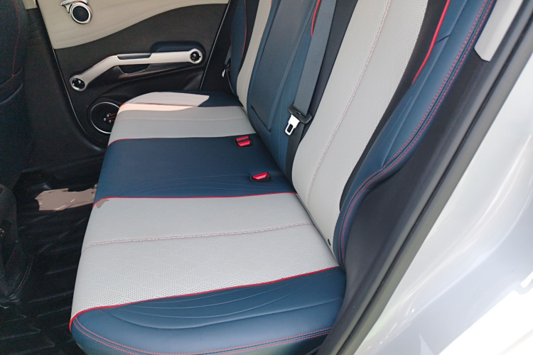 BYD Yuan Plus 2023 изображение автомобиля #13