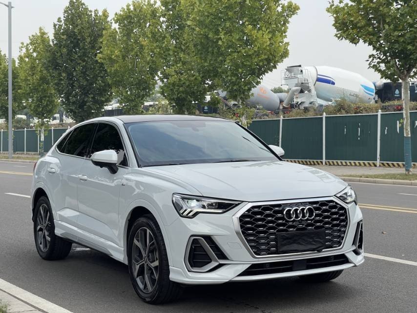 Audi Q3 Sportback 2021 #2 Audi Q3 Sportback 2021 immagine di auto #2