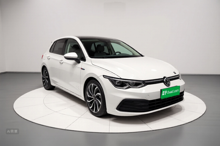 Volkswagen Golf 2022 car image #4