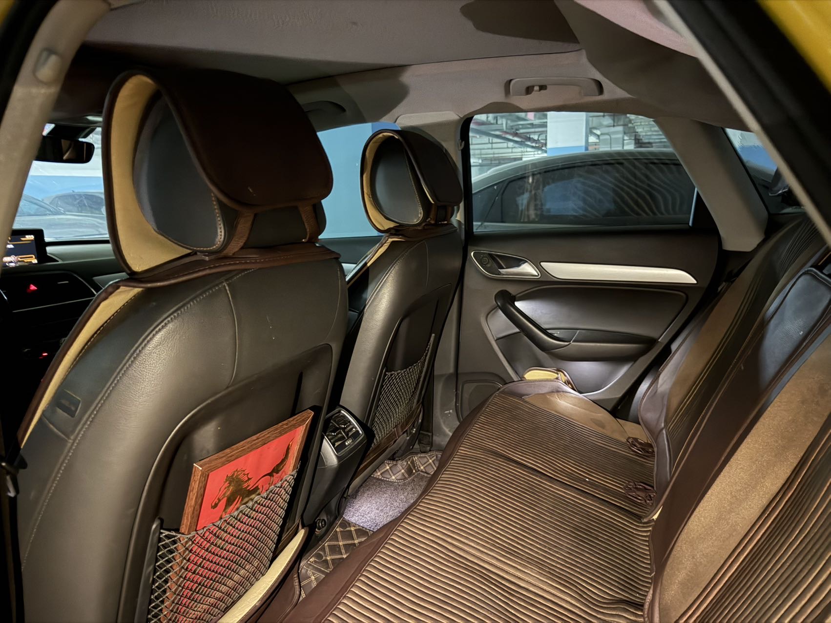 Audi Q3 2016 car image #15