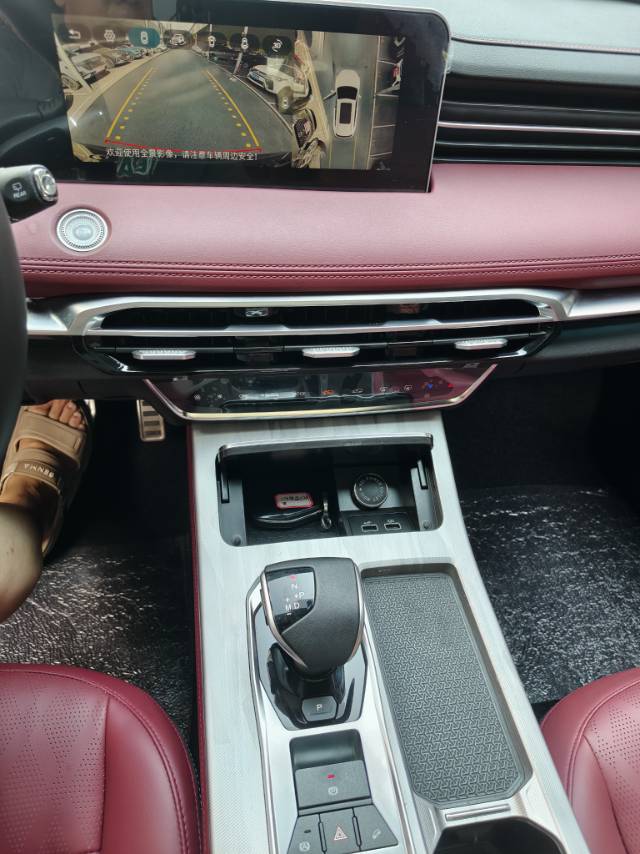 Jetour X70 PLUS 2023 car image #4