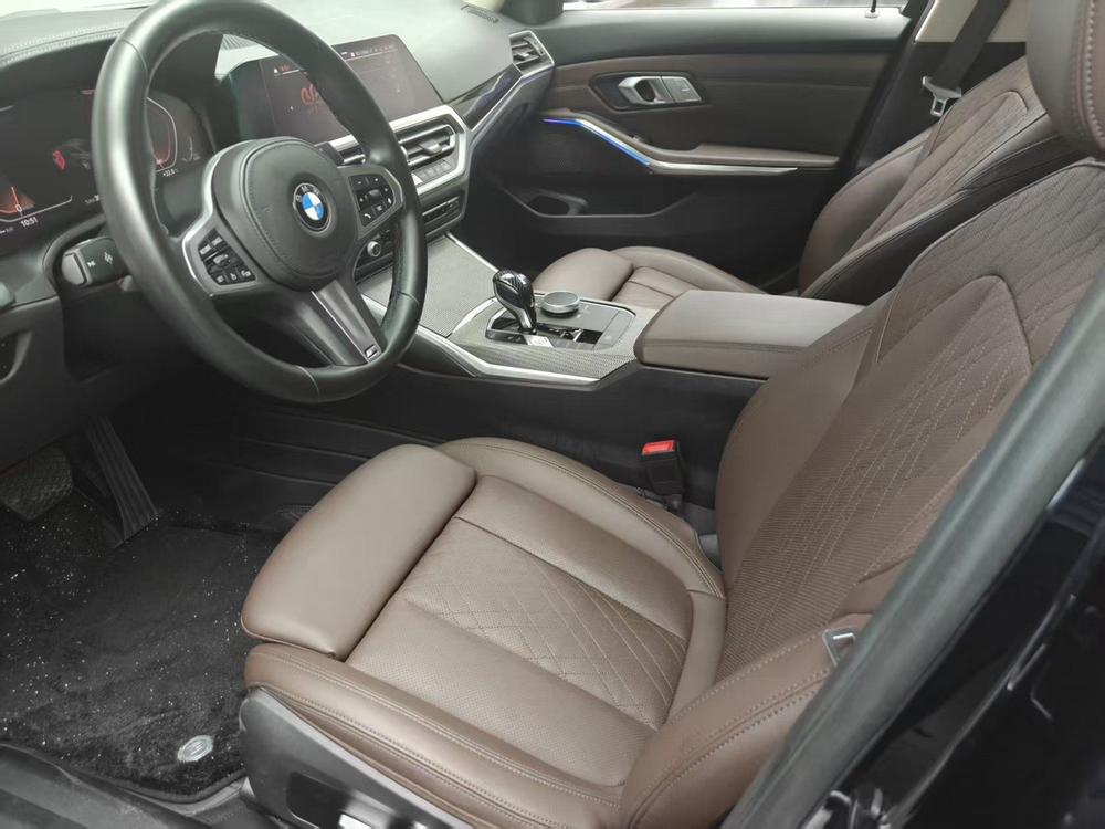 BMW 3 Series 2022 #12 BMW 3 Series 2022 صورة سيارة #12