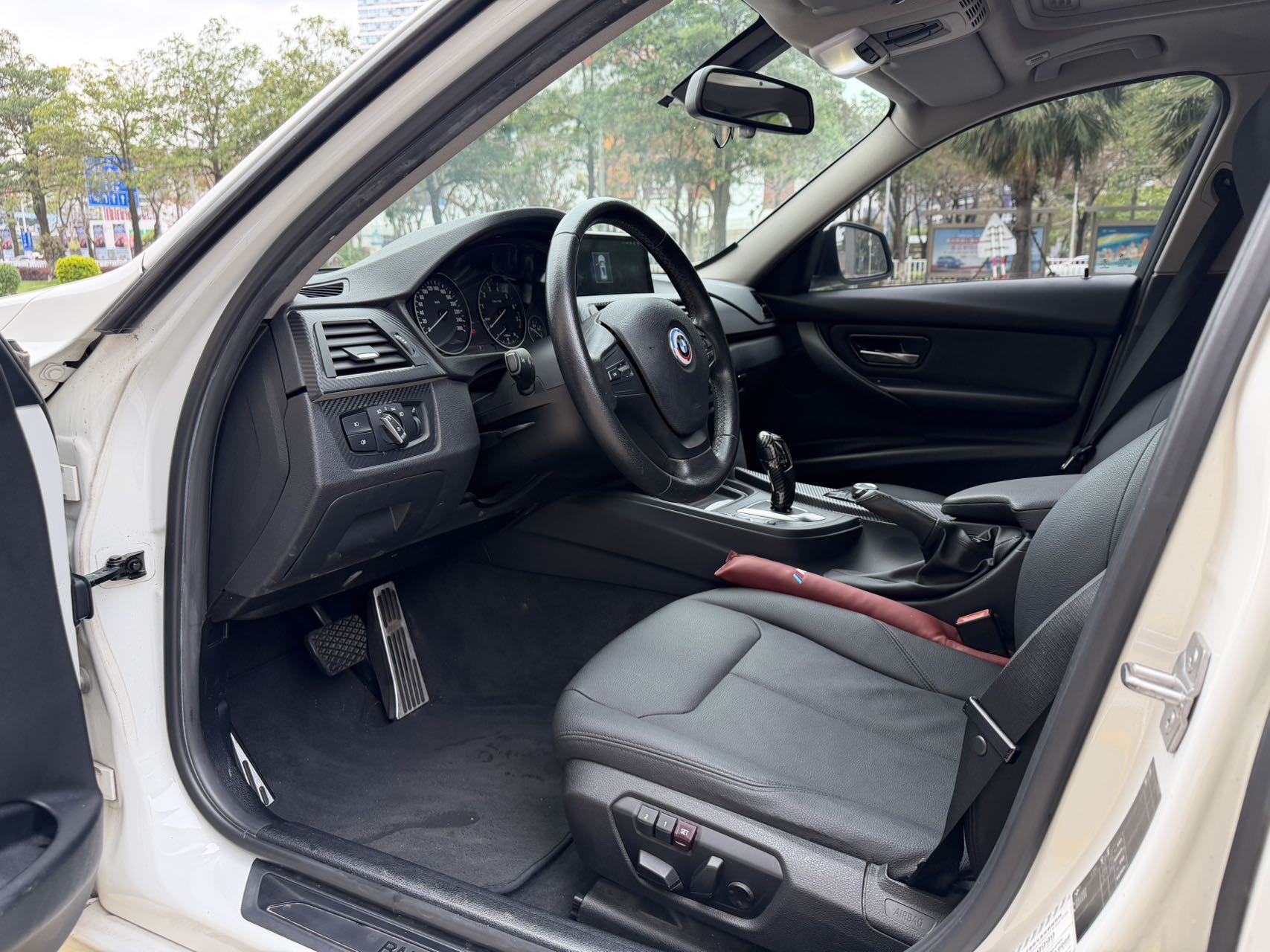 BMW 3 Series 2015 car image #6