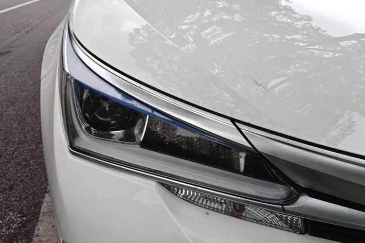 Toyota Corolla 2017 #8 Toyota Corolla 2017 car image #8