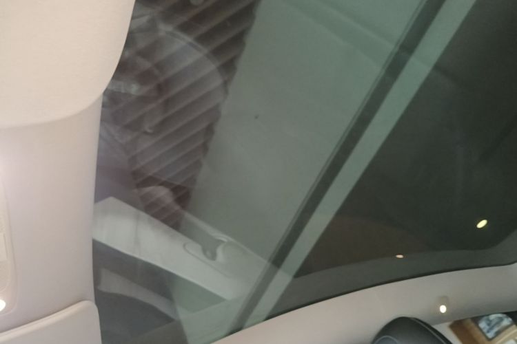 Tesla Model Y 2022 #18 Tesla Model Y 2022 car image #18