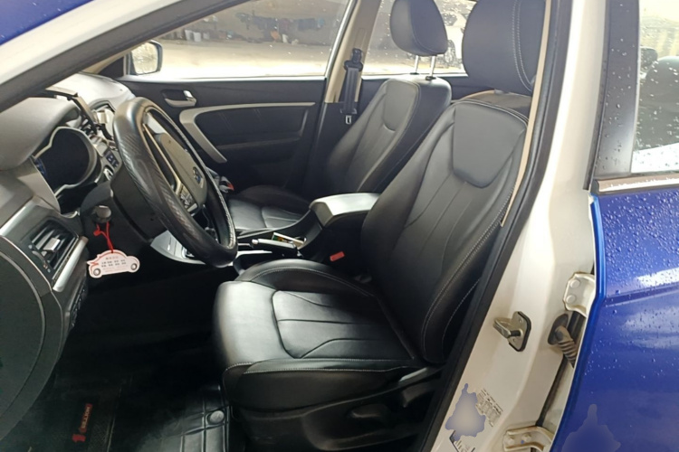 GEELY Emgrand 2017 #15 GEELY Emgrand 2017 imagen de coche #15