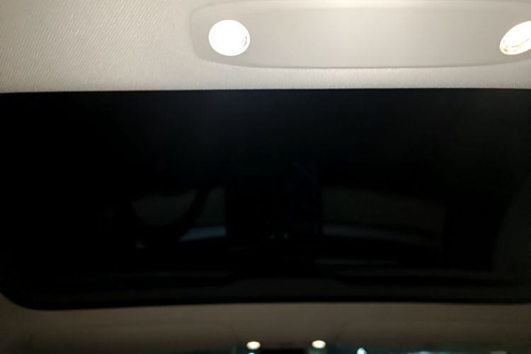 Tesla Model 3 2020 car image #18