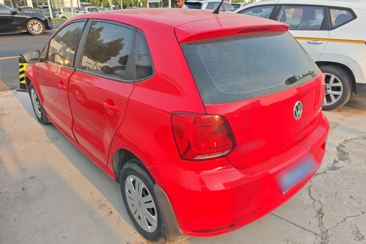 Volkswagen Polo 2017 car image #5