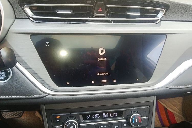 GEELY Emgrand 2021 #13 GEELY Emgrand 2021 car image #13