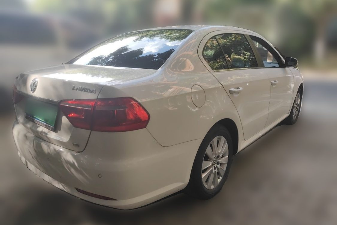 Volkswagen Lavida 2014 car image #4