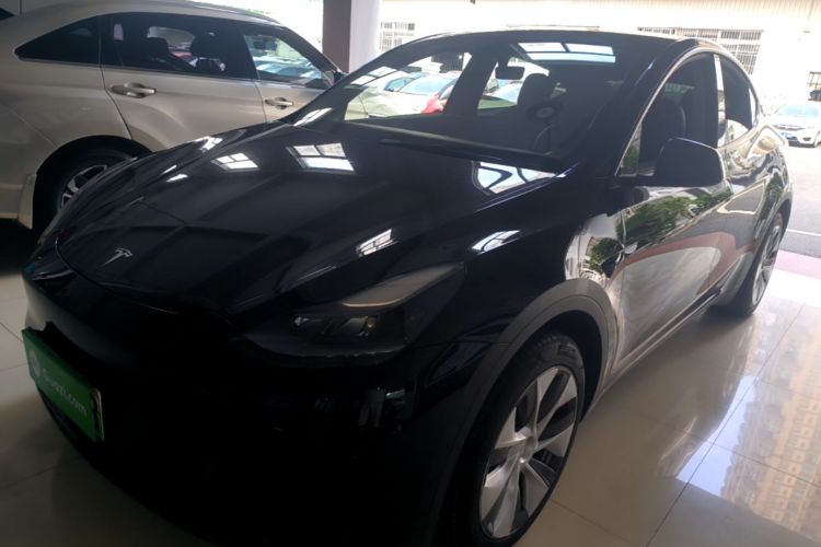 Tesla Model Y 2022 #2 Tesla Model Y 2022 car image #2