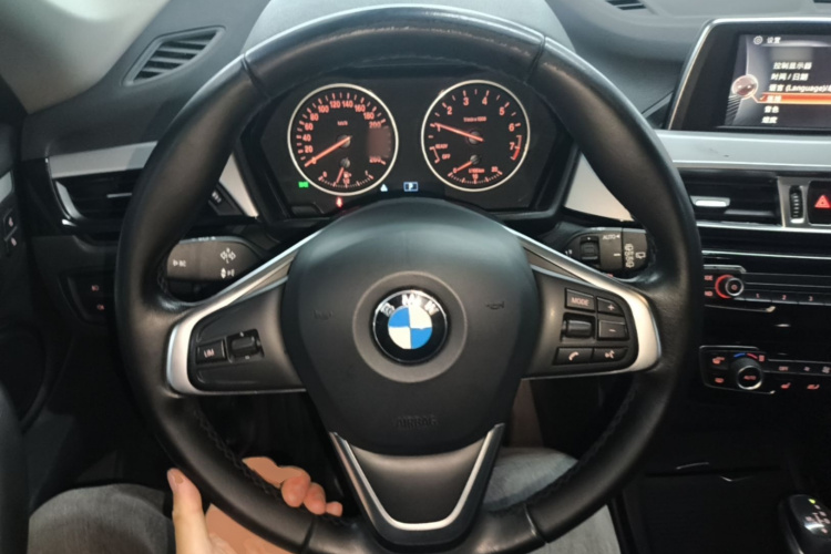 BMW X1 2017 #15 BMW X1 2017 car image #15
