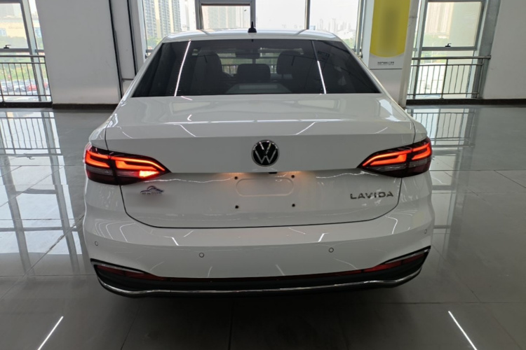Volkswagen Lavida 2022 imagen de coche #6