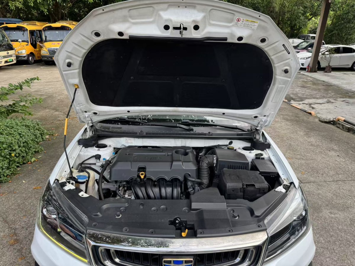 GEELY Emgrand 2019 #12 GEELY Emgrand 2019 car image #12
