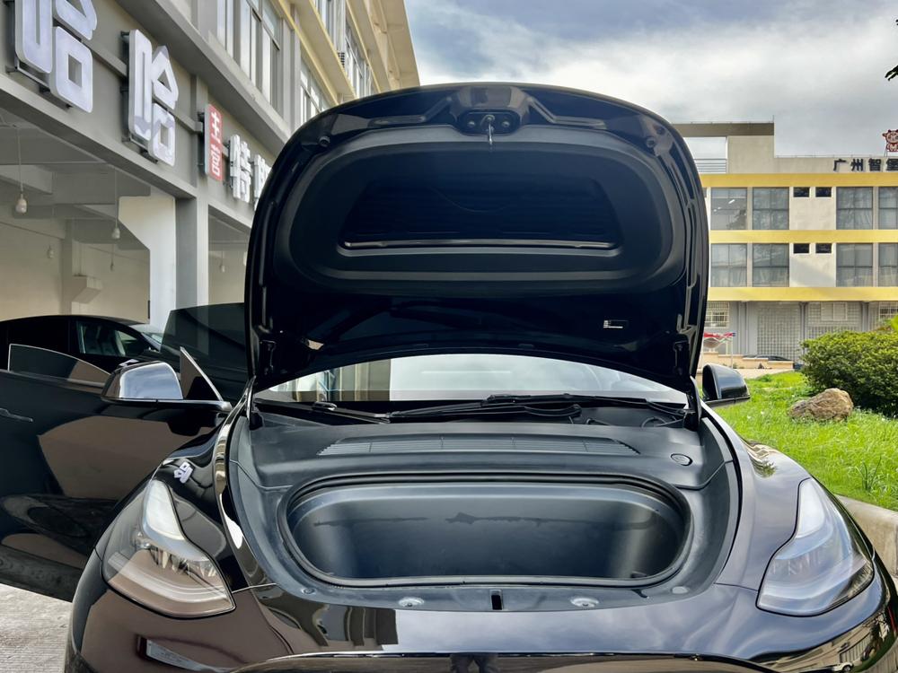 Tesla Model Y 2023 #23 Tesla Model Y 2023 car image #23
