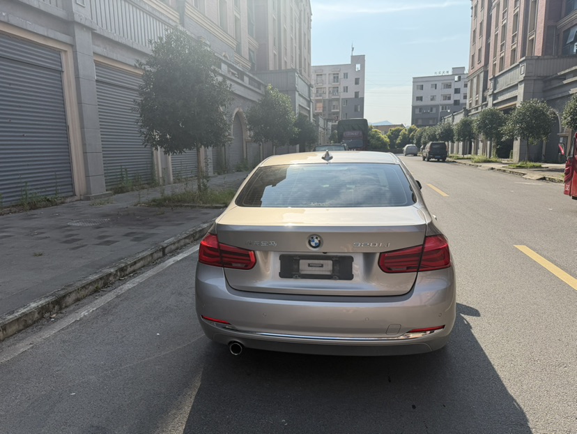 BMW 3 Series 2015 car image #8