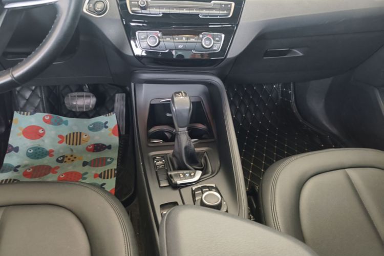 BMW X1 2017 #18 BMW X1 2017 car image #18
