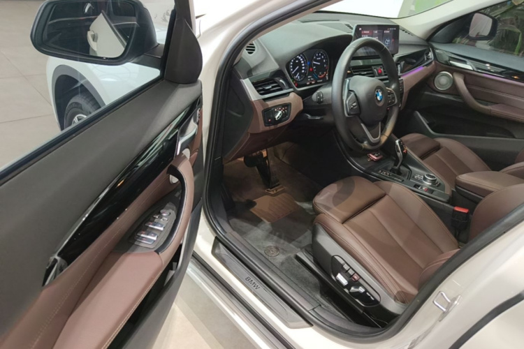 BMW X1 2022 #16 BMW X1 2022 car image #16