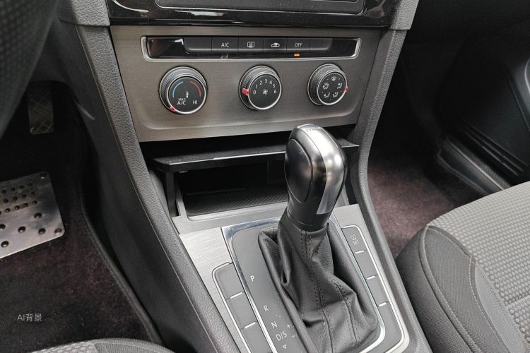 Volkswagen Golf 2014 #16 Volkswagen Golf 2014 car image #16
