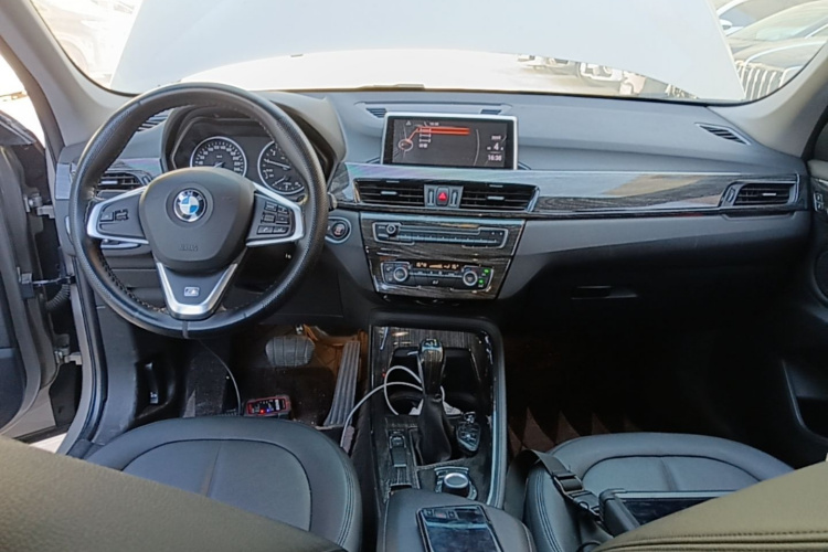 BMW X1 2017 #11 BMW X1 2017 car image #11
