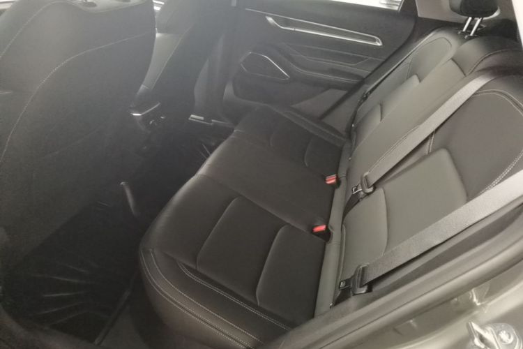 GEELY Emgrand 2022 #17 GEELY Emgrand 2022 car image #17
