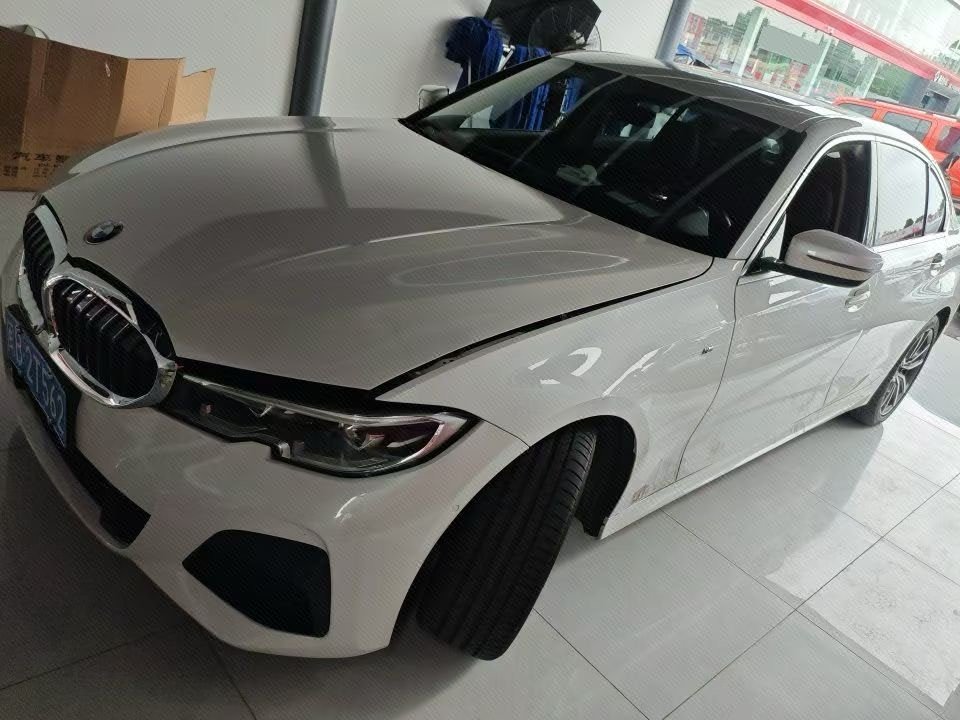 BMW 3 Series 2020 immagine di auto 