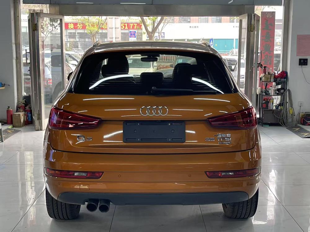 Audi Q3 2016 car image #5