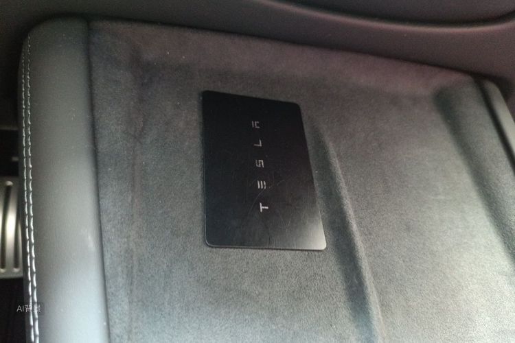 Tesla Model 3 2026 car image #10