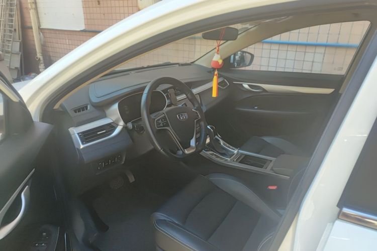 GEELY Emgrand 2019 #9 GEELY Emgrand 2019 car image #9