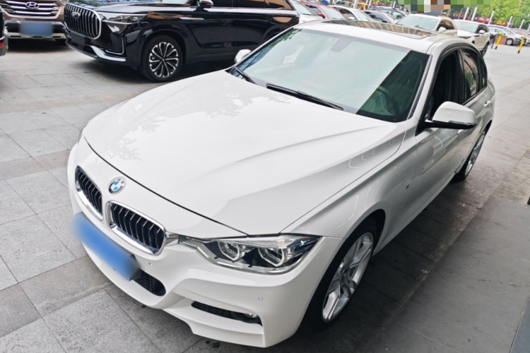 BMW 3 Series 2019 #2 BMW 3 Series 2019 car image #2