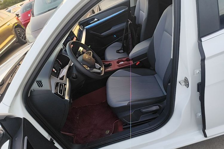 Volkswagen Lavida 2025 car image #15