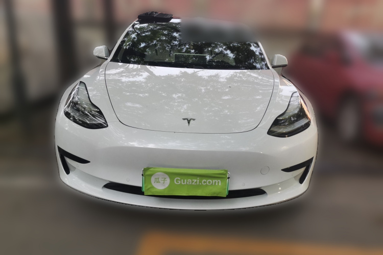 Tesla Model 3 2020 car image #3