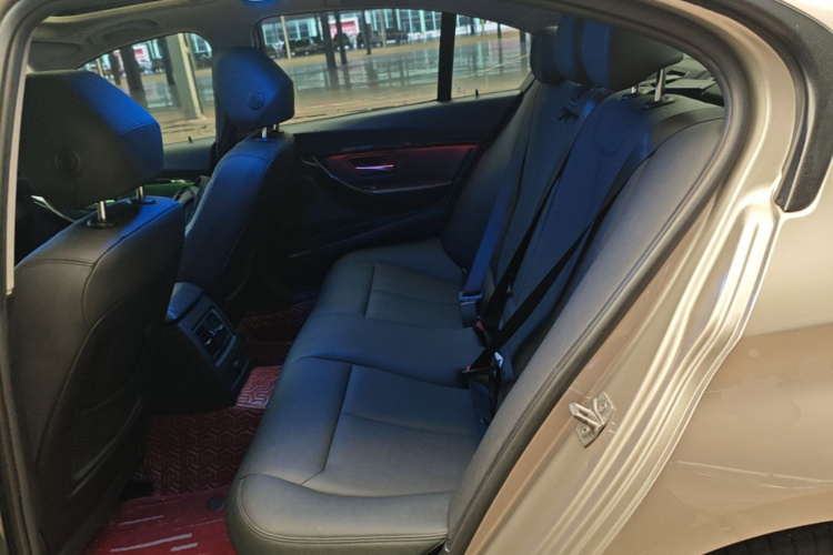 BMW 3 Series 2016 #17 BMW 3 Series 2016 car image #17