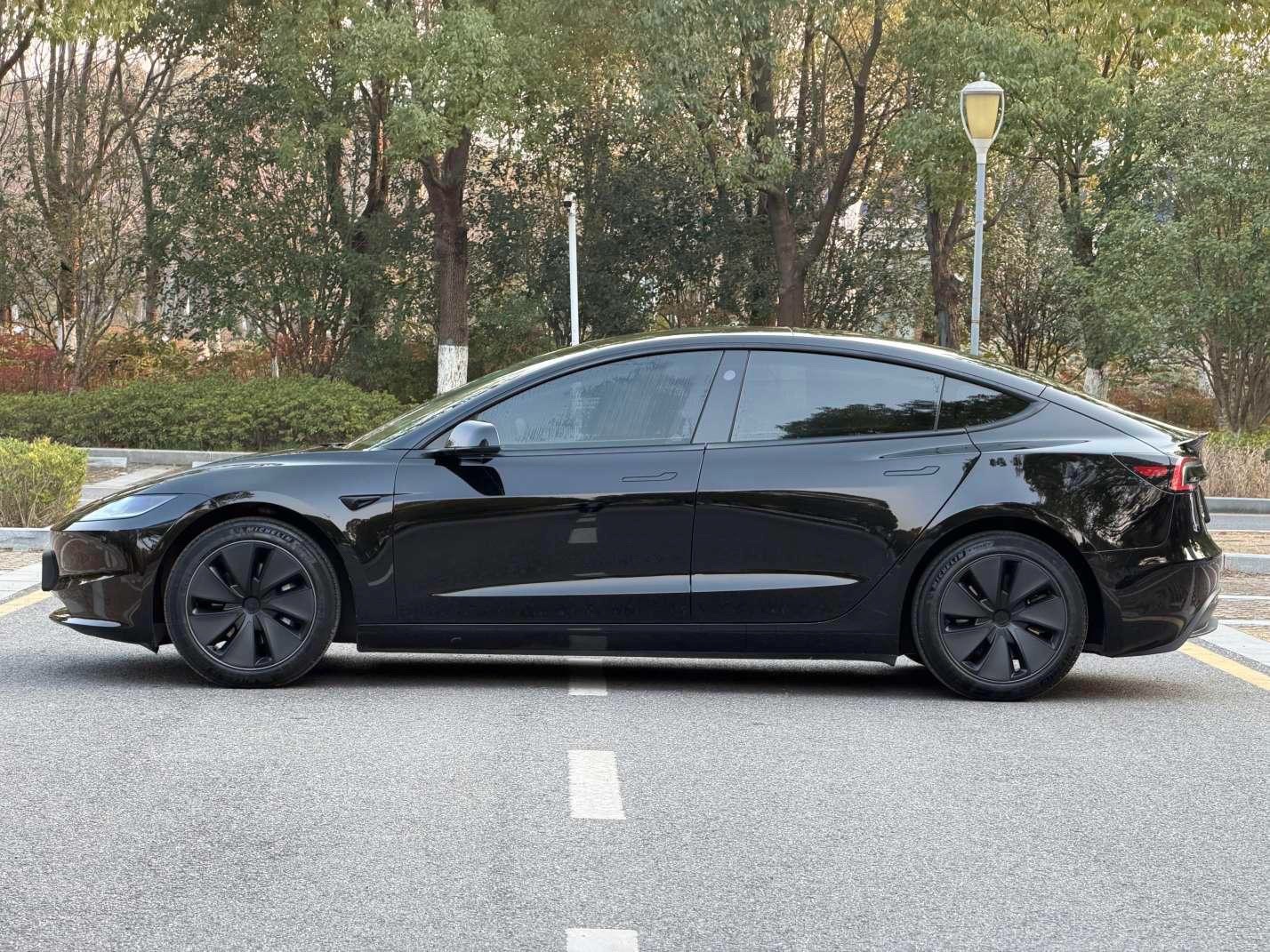 Tesla Model 3 2026 #3 Tesla Model 3 2026 car image #3