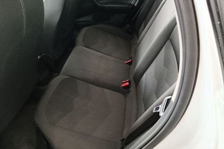 Volkswagen Polo 2023 car image #17