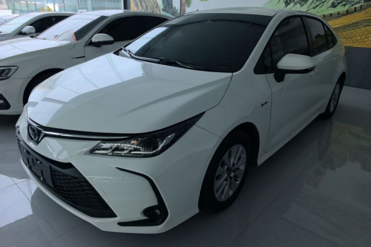 Toyota Corolla 2025 car image #2