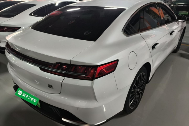 BYD Han 2022 car image #5