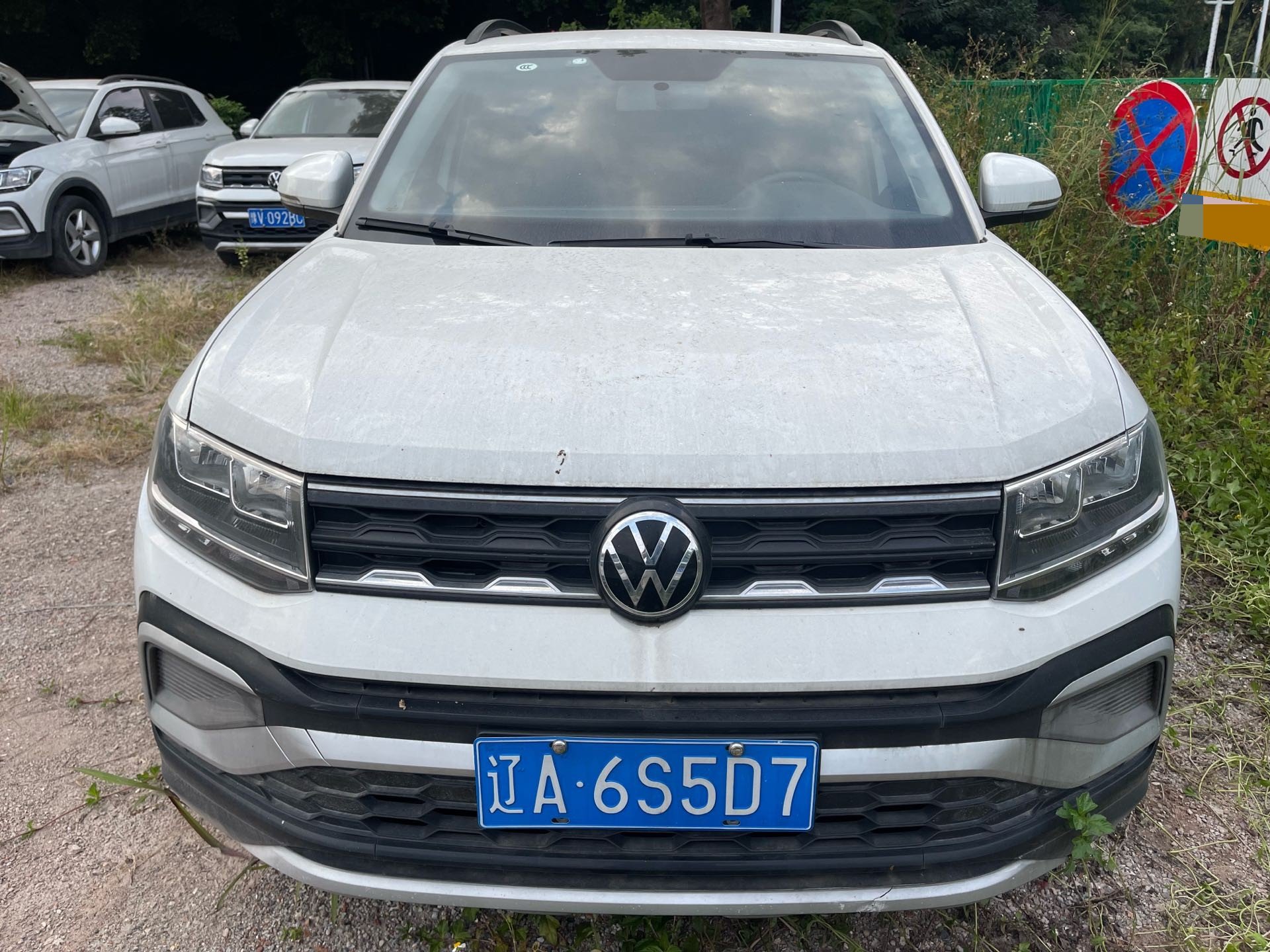 Volkswagen T-Cross 2023 #2 Volkswagen T-Cross 2023 car image #2