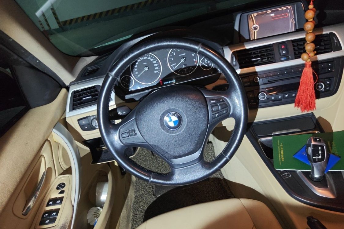 BMW 3 Series 2013 #24 BMW 3 Series 2013 car image #24